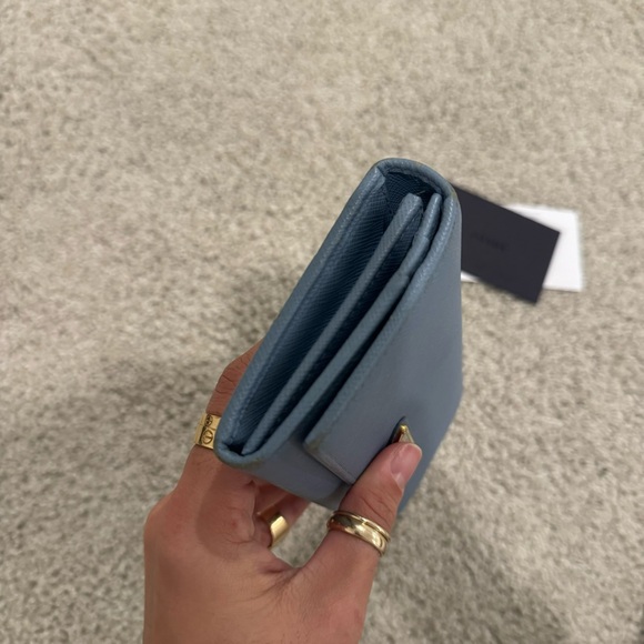 Prada light blue long wallet - Picture 3 of 14